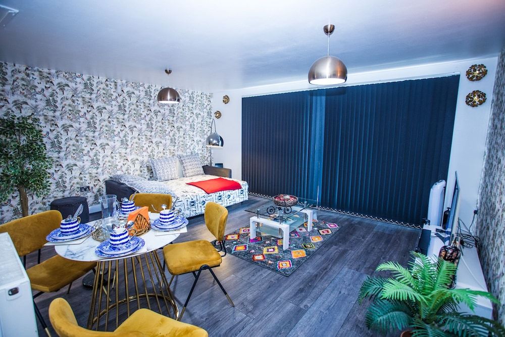 Remarkable 2-bed Apartment With Sea View Apartment 25