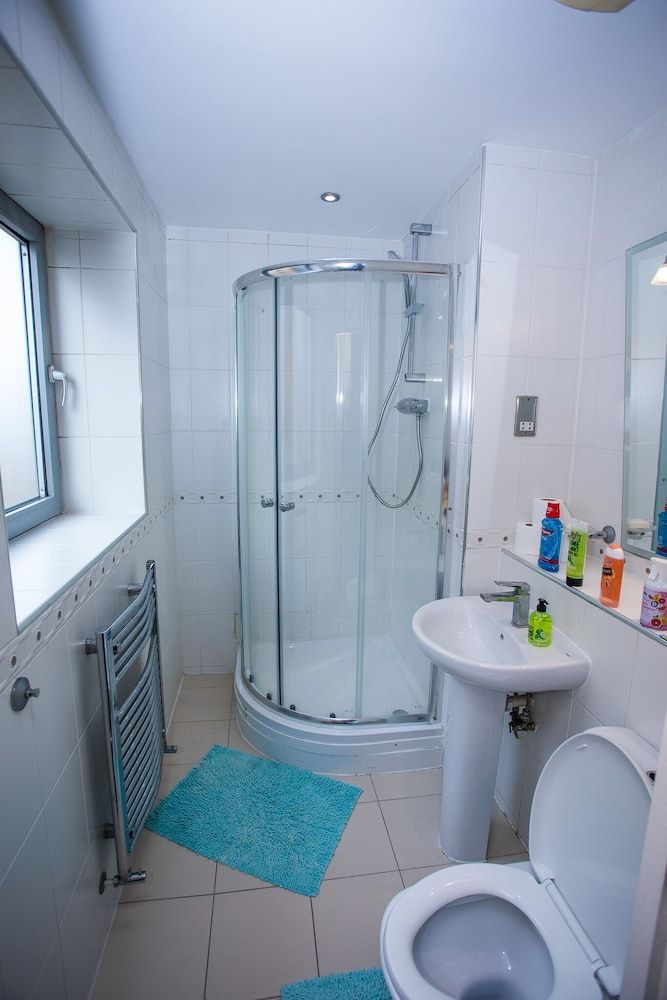 Remarkable 2-bed Apartment With Sea View Apartment 18