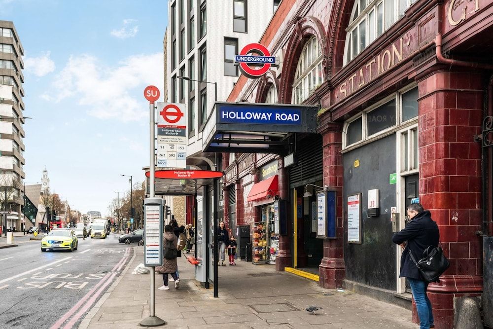 Train Station Shuttle