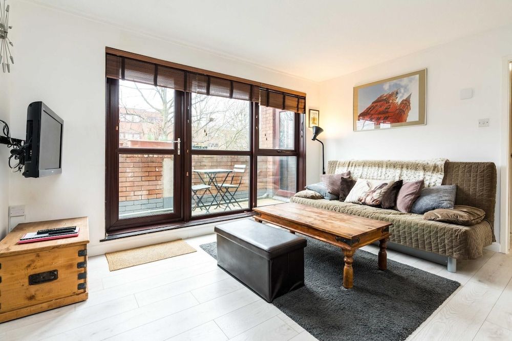 Luxury Islington Apartment with Balcony  Apartment (1 Bedroom) 12