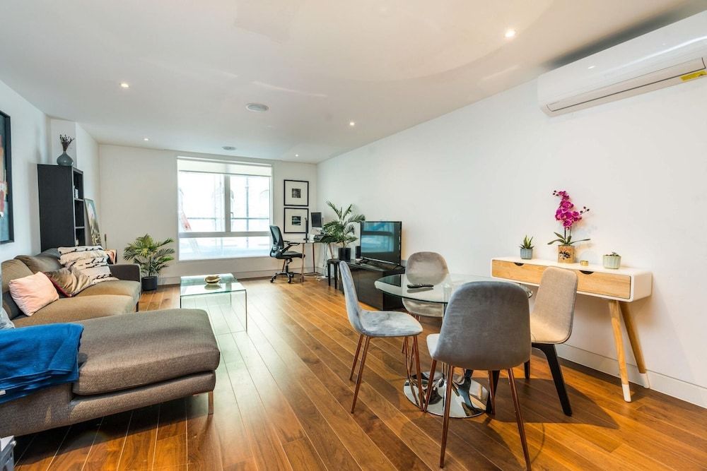 Apartment for 4 in the Heart of Shoreditch Apartment (2 Bedrooms) 13