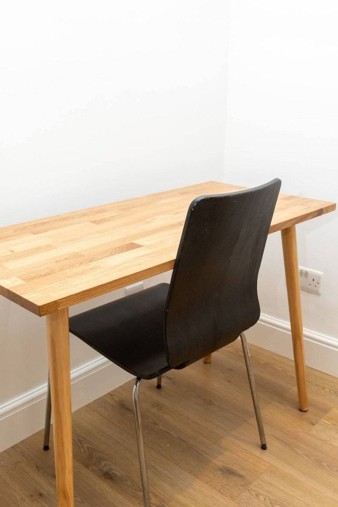Newly Renovated 1BD Flat - Camden Basic Apartment, Multiple Beds 26