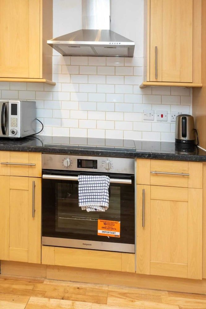 Newly Renovated 1BD Flat - Camden Basic Apartment, Multiple Beds 12