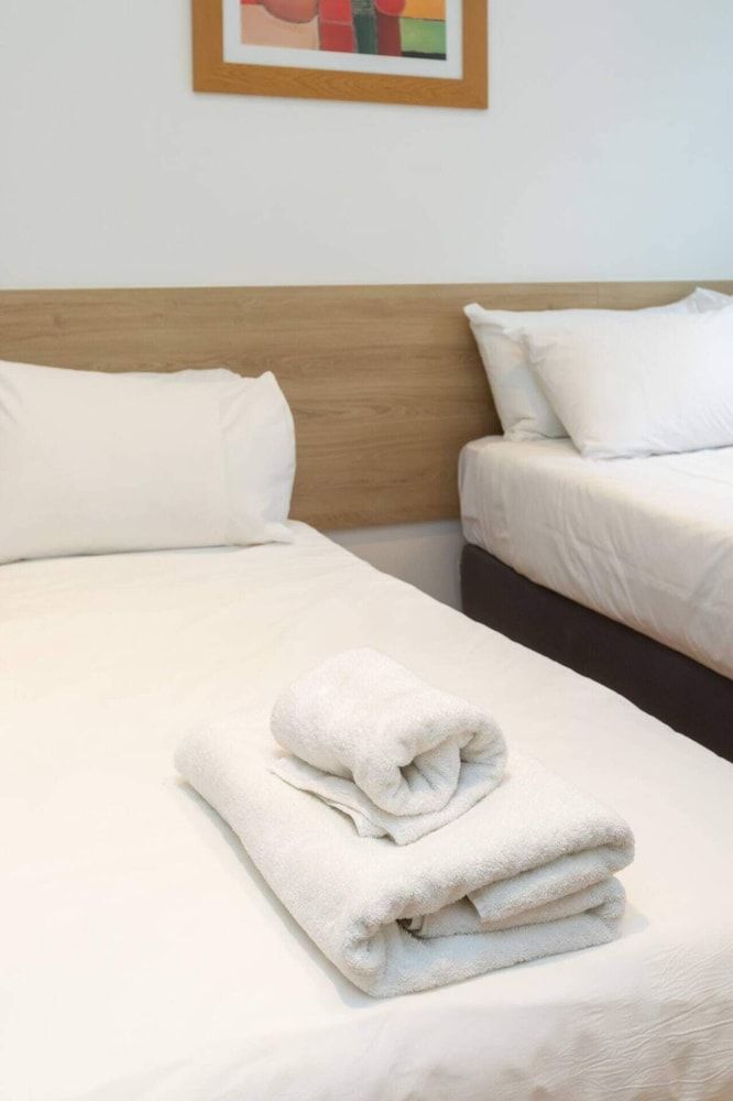 undefined Newly Renovated 1BD Flat - Camden 6