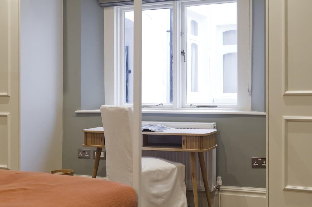 undefined Attractive 1bed in Prestige Knightsbridge 10