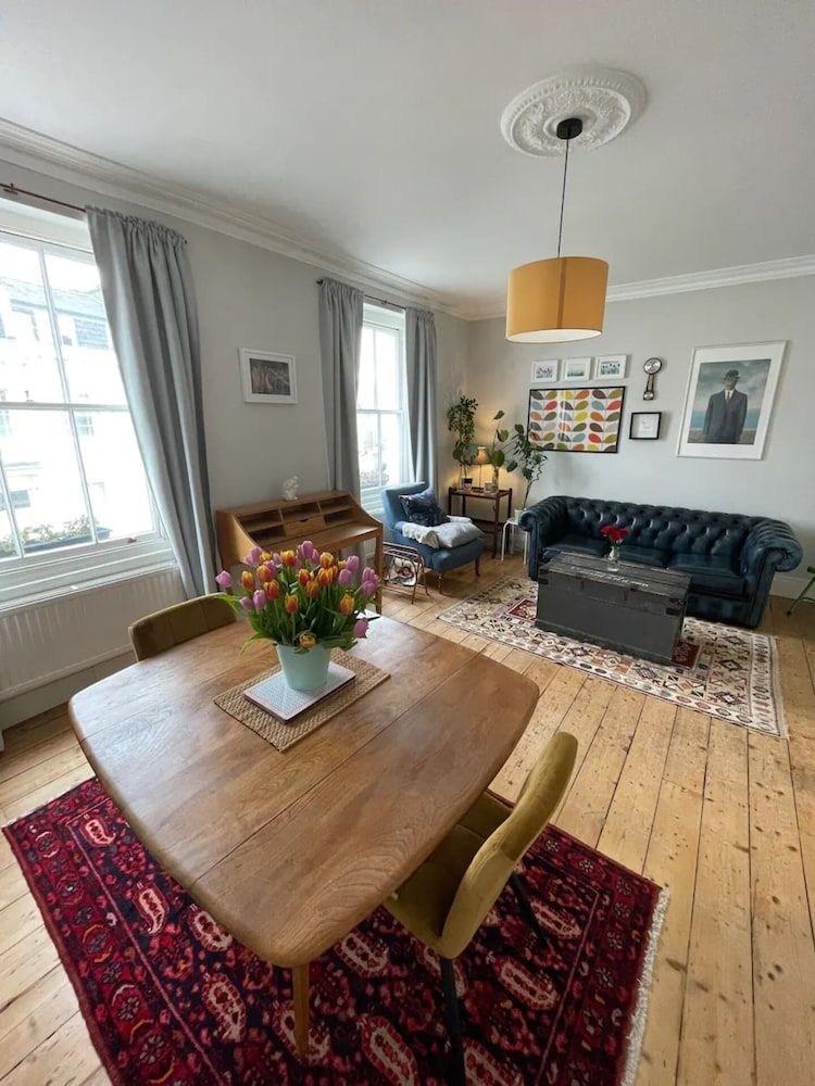 undefined Beautiful Vintage Style 1BD Apartment - Pimlico 2