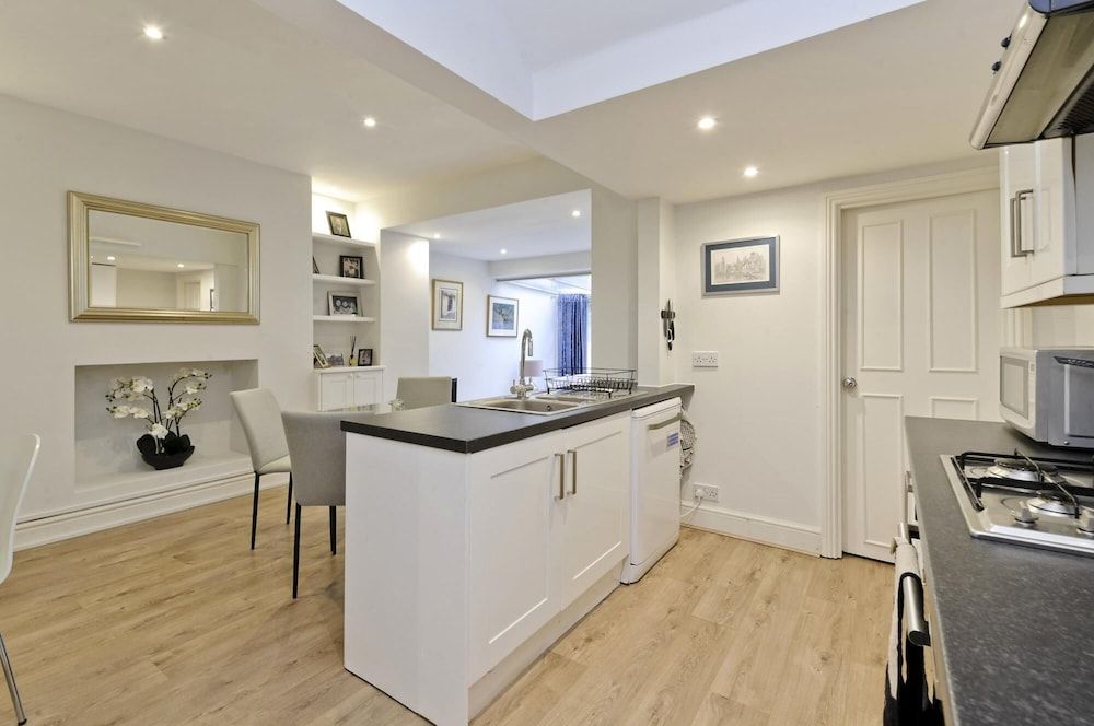 undefined Cosy 2 Bedroom Flat in Shepherds Bush 5