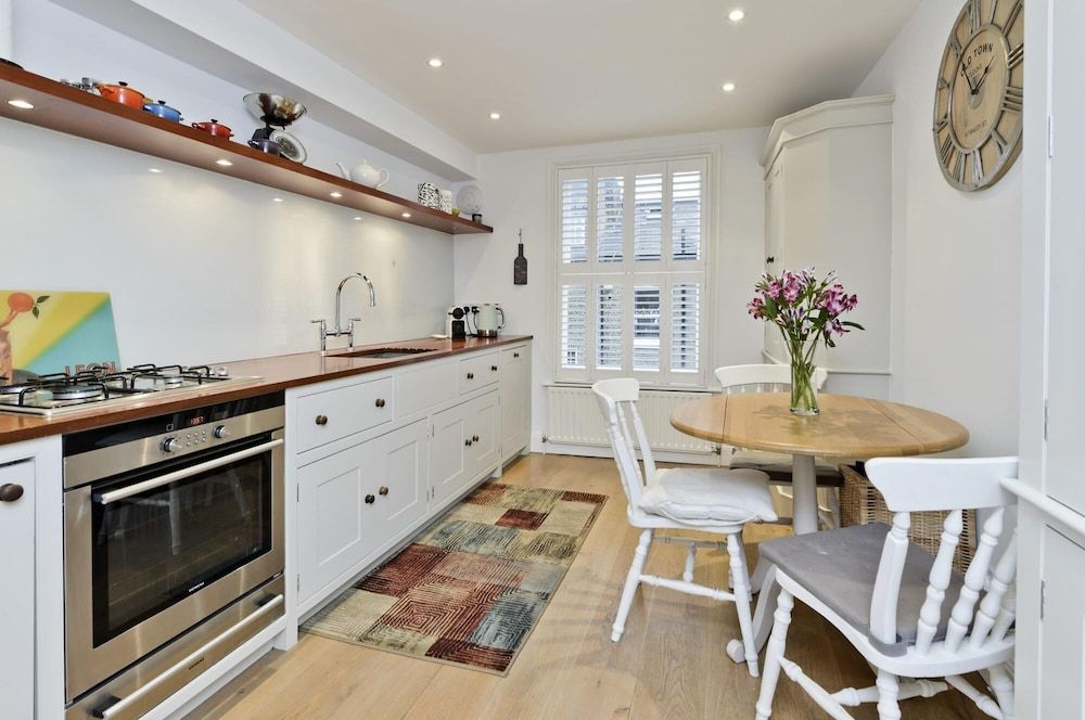 undefined Fantastic 2bed Flat With Private Roof Terrace