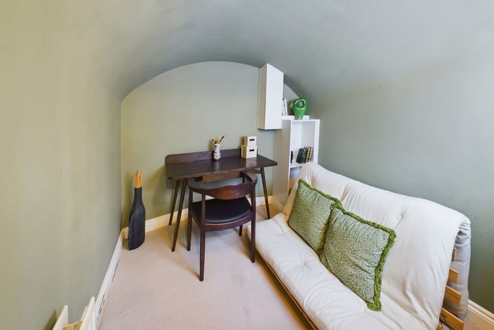 The London Wonder - Adorable 2bdr Flat With Patio Apartment 16