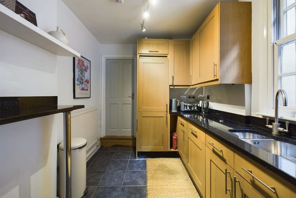 The London Wonder - Adorable 2bdr Flat With Patio Apartment 20