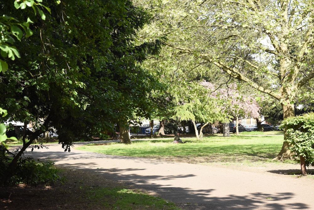 undefined Northside Apartments Finchley 8