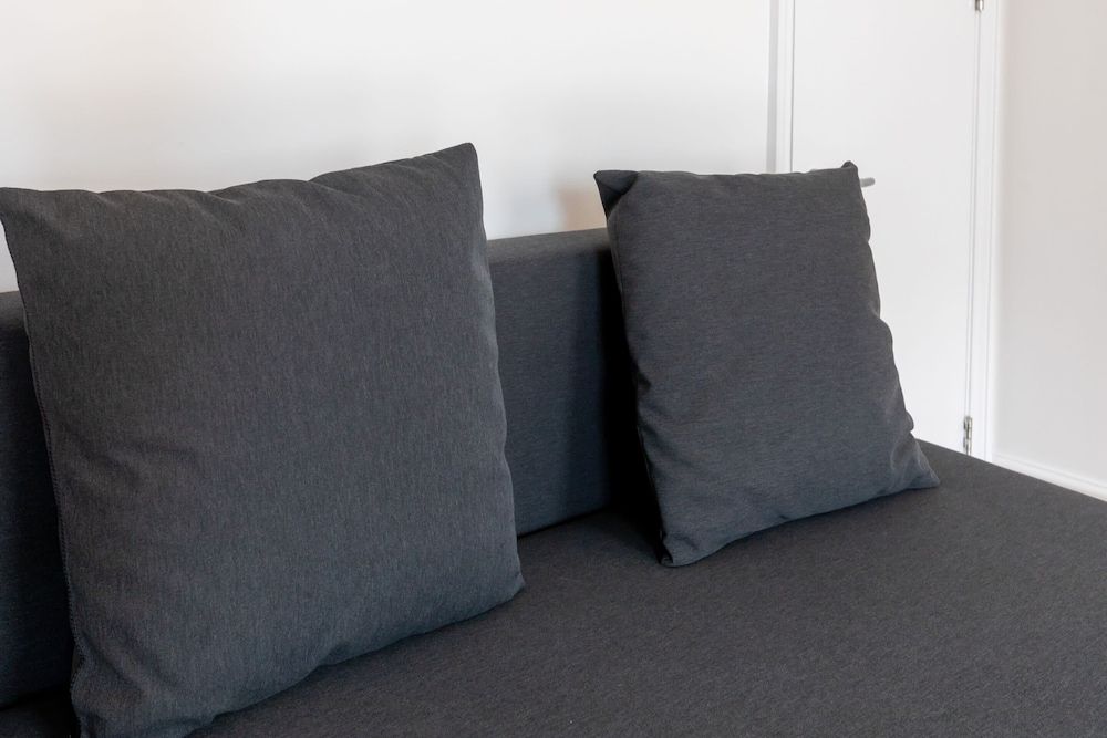 Spaciously Renovated 2BD Flat - Camden Basic Apartment, Multiple Beds 31