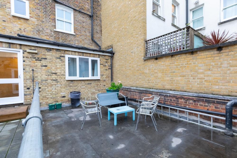 undefined Bright and Spacious 1BD Flat - Camden 5