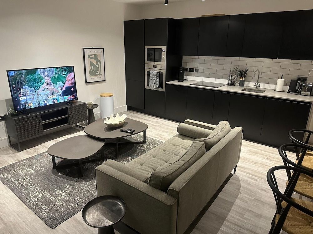 undefined Impeccable 1bed Flat in West London!! 7