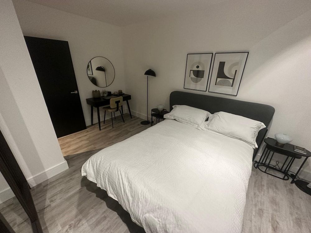 undefined Impeccable 1bed Flat in West London!! 4