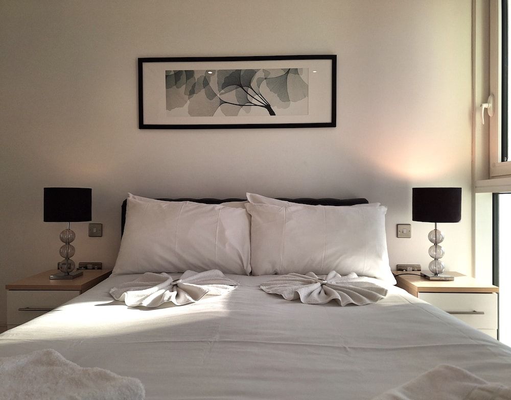 undefined Still Life Aldgate Deluxe 5