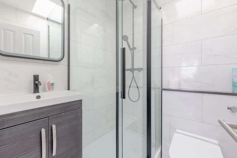 undefined Studio Flat With Views of Lord's Cricket Ground 10