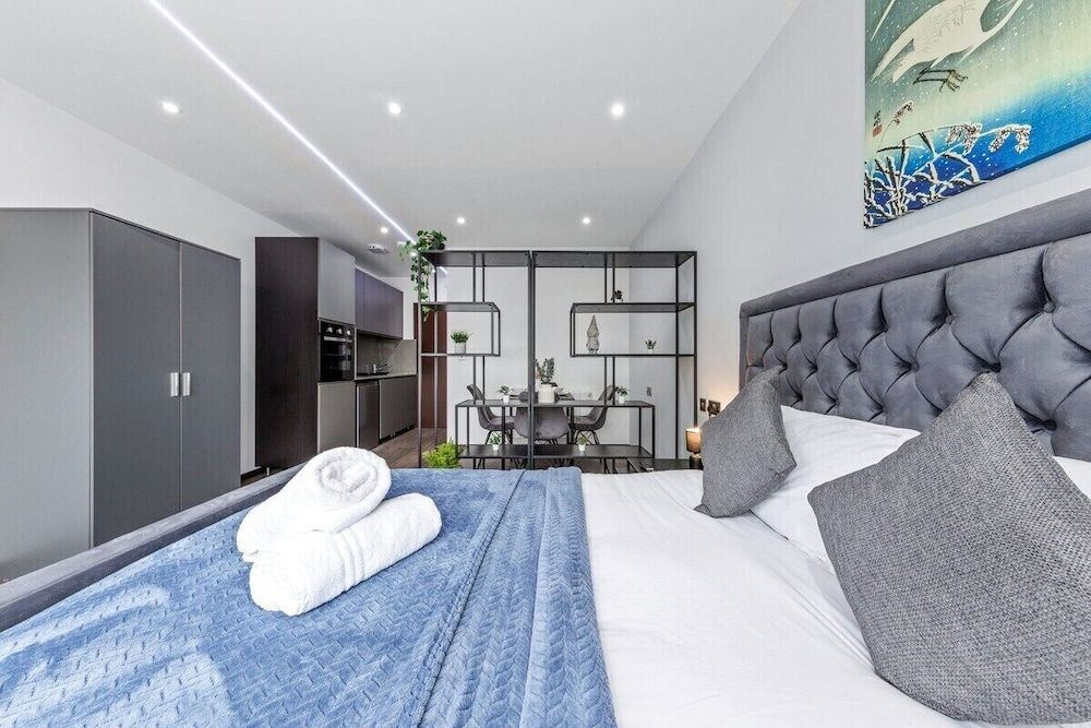 Golders Green Stays Double Room, Private Bathroom (FF 3B - Woodstock) 2