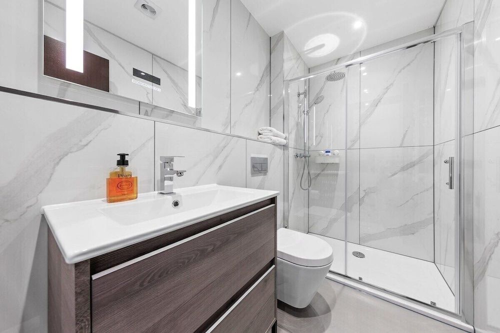 Golders Green Stays Double Room, Private Bathroom (FF 3B - Woodstock) 10