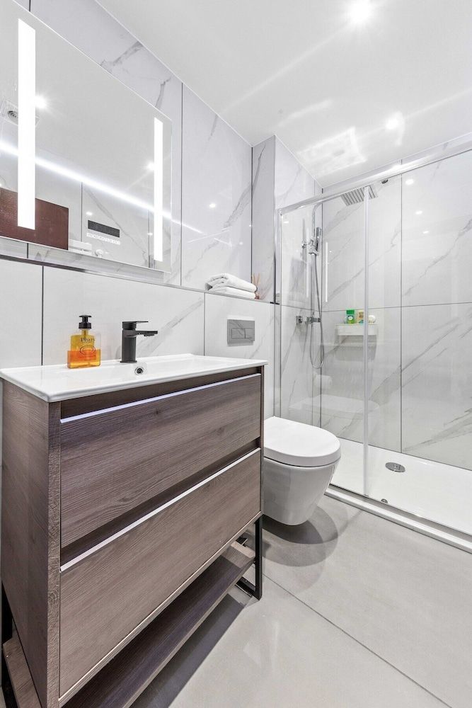 Golders Green Stays Double Room, Private Bathroom (FF 3B - Woodstock) 11