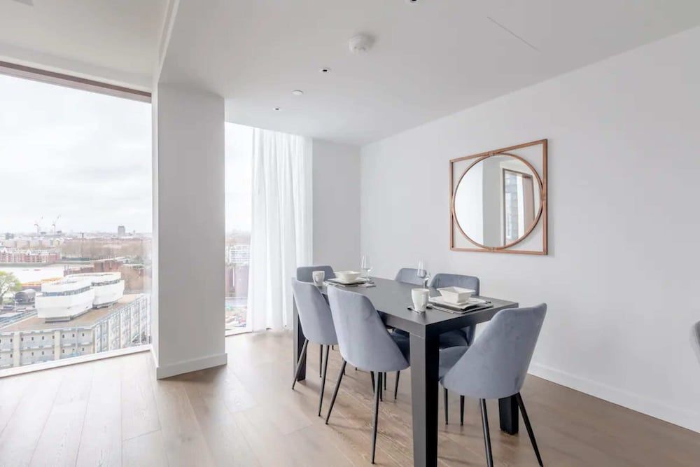 undefined Luxurious 3 Bedroom Flat by the River Thames - Vauxhall