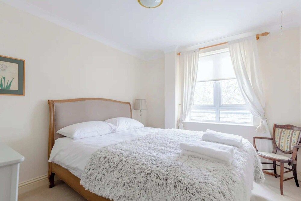 undefined Unique Waterfront 2BD Flat - Rotherhithe 9
