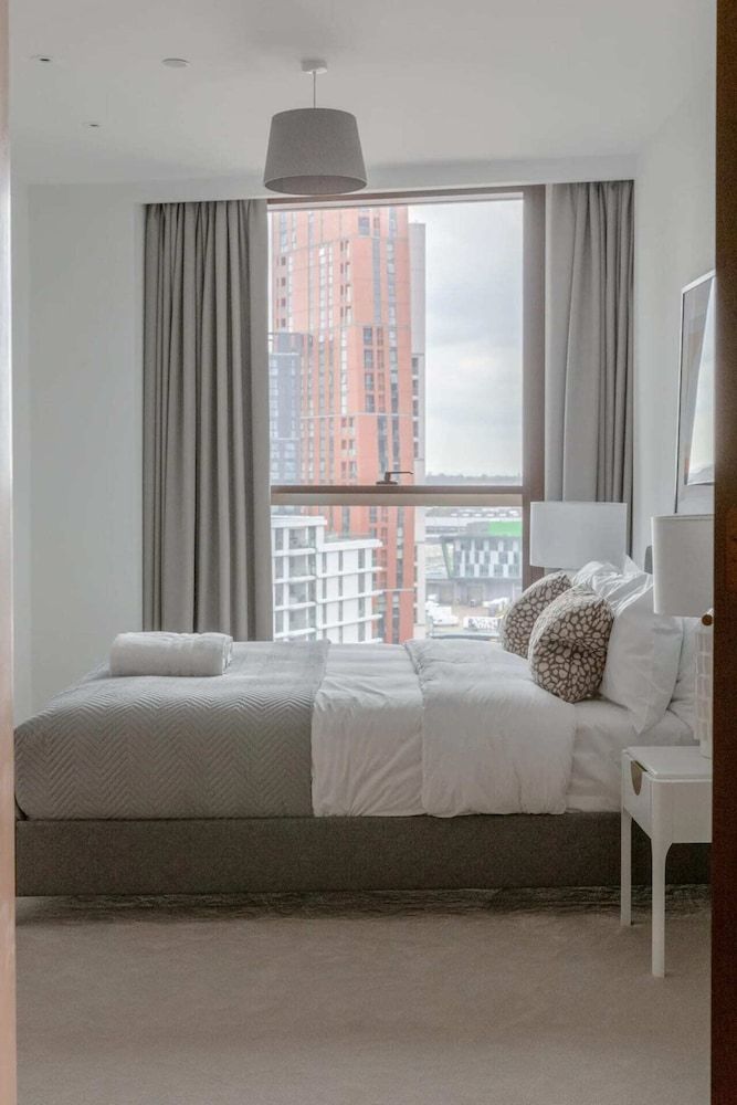 undefined Luxurious 2BD Flat by the River Near Vauxhall 7