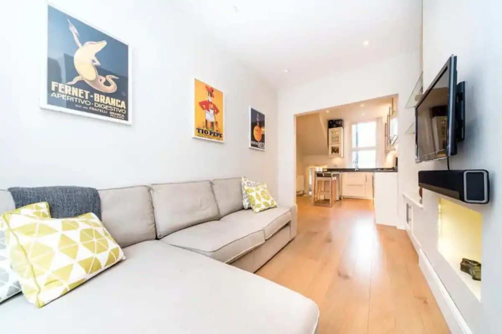 undefined Beautiful & Modern 1BD Flat - Battersea 8