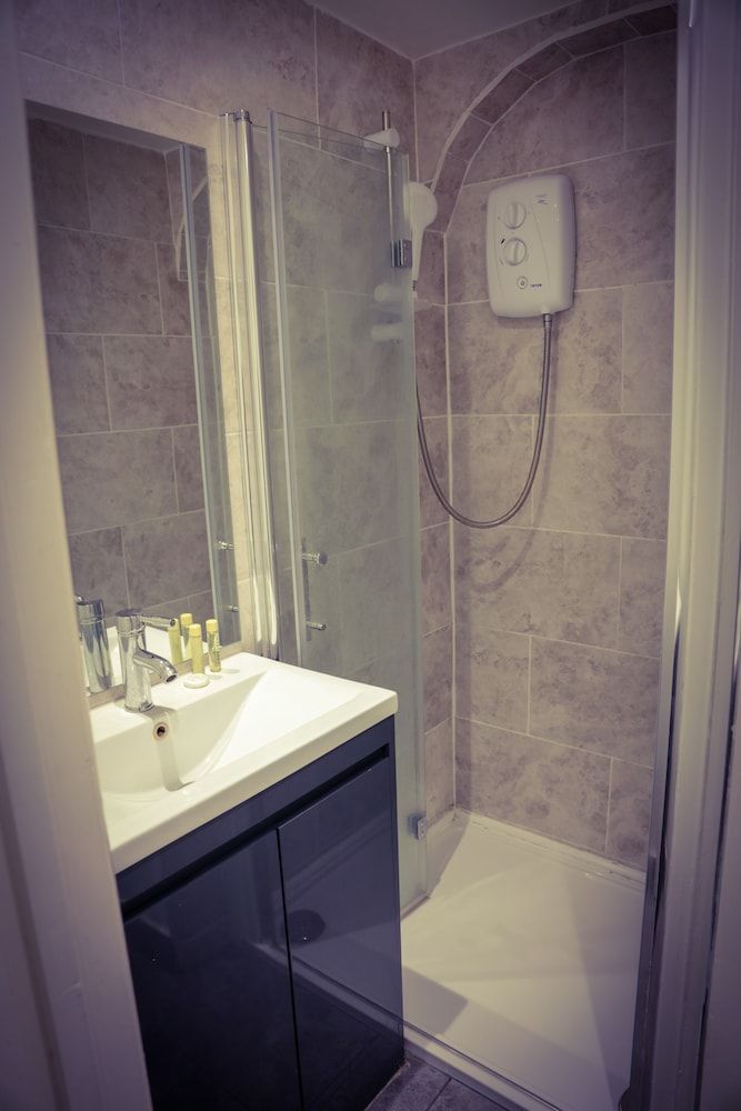 Warren st Apt City Apartment 31