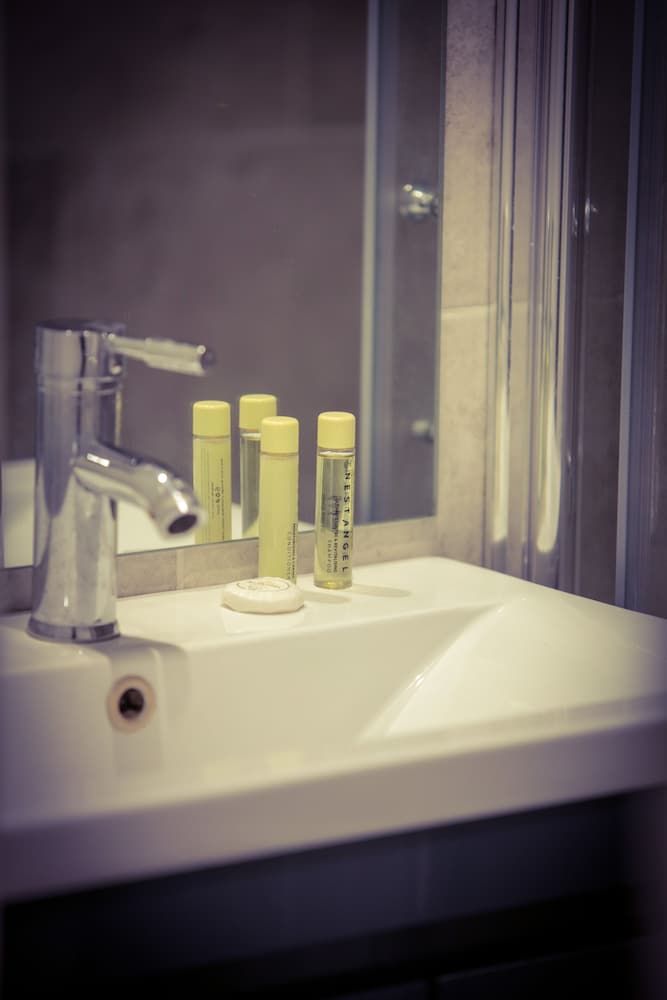 Warren st Apt City Apartment 32