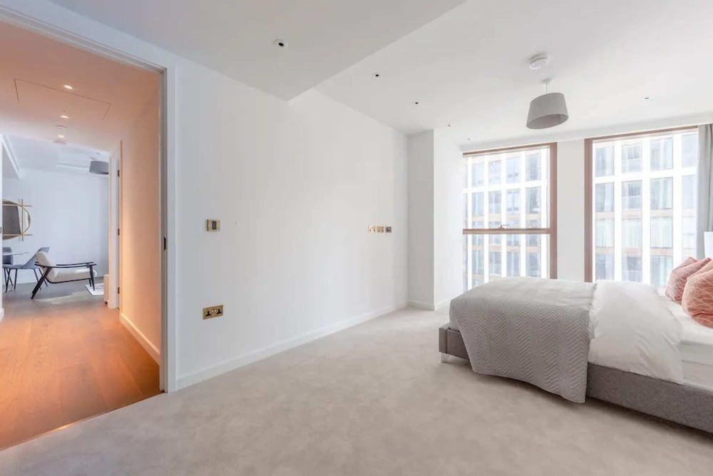 undefined Luxurious 2 Bedroom Flat by the River Thames - Vauxhall 4