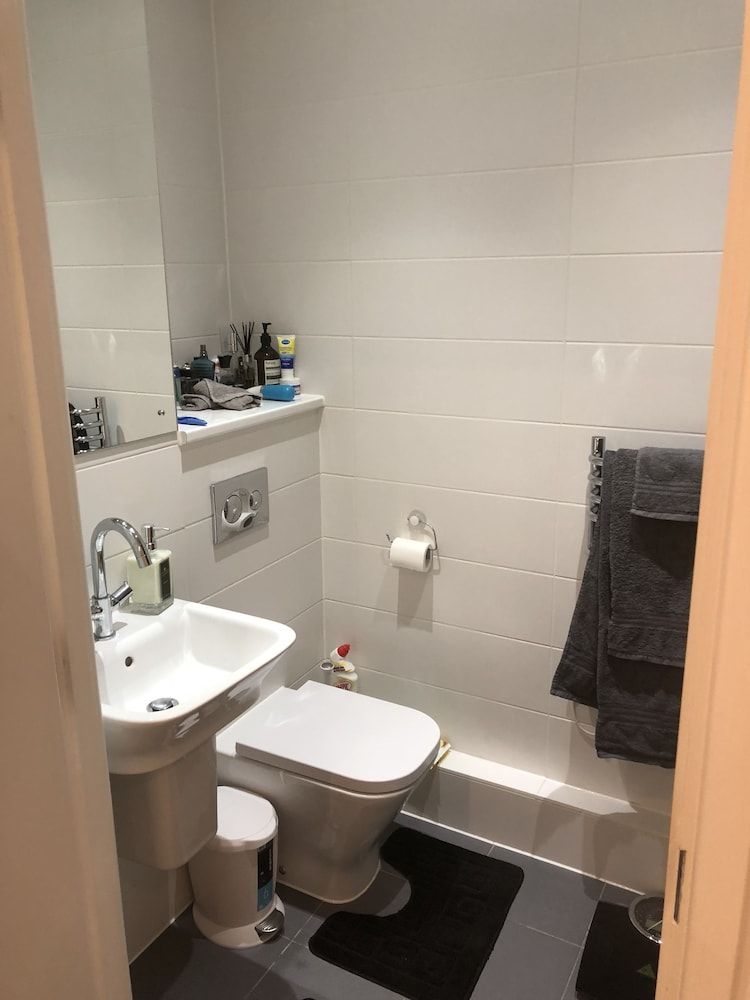Wembley 2 Bedroom Apartment Luxury Apartment, Multiple Beds, Non Smoking 12
