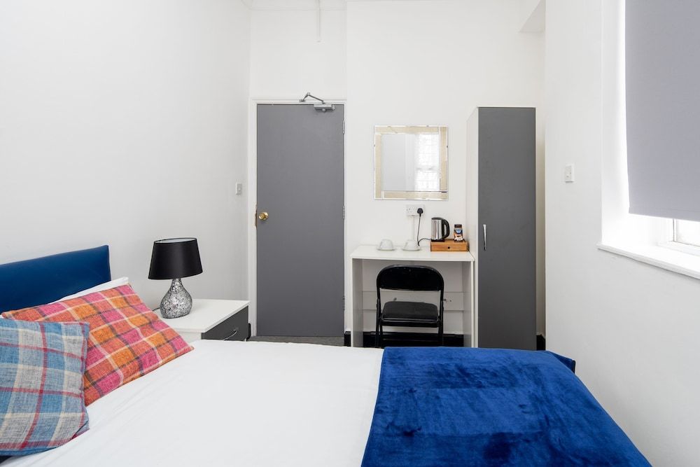 undefined Isledon Hotel 9