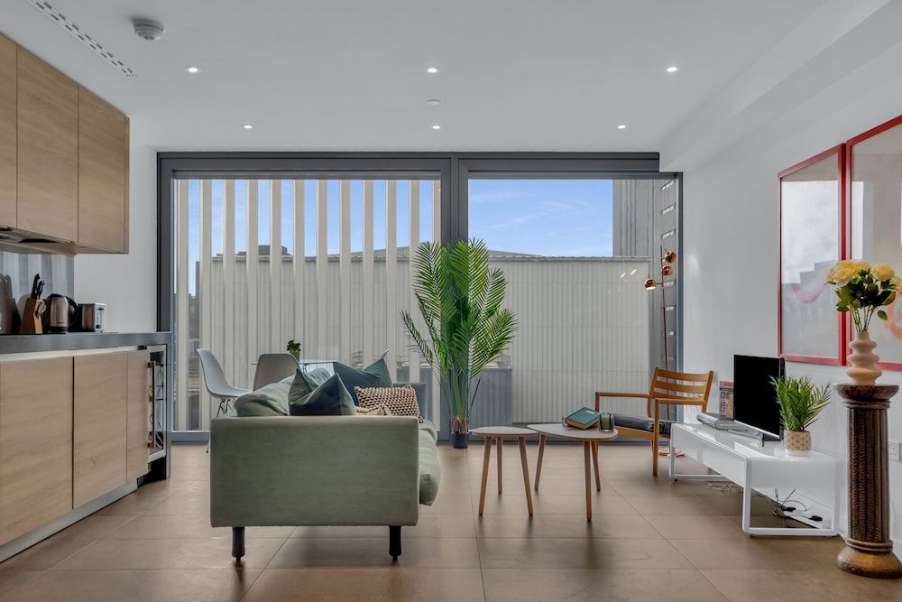 undefined Premium One bedroom apartment City Road Basin 3