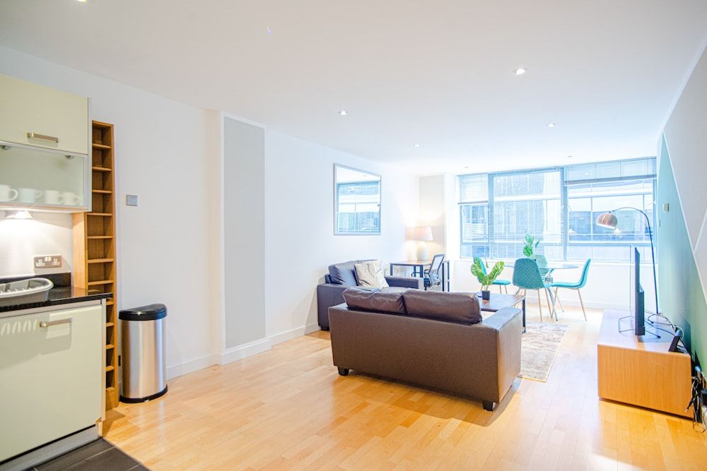 undefined Farringdon Serviced Apartments by MySquare 9