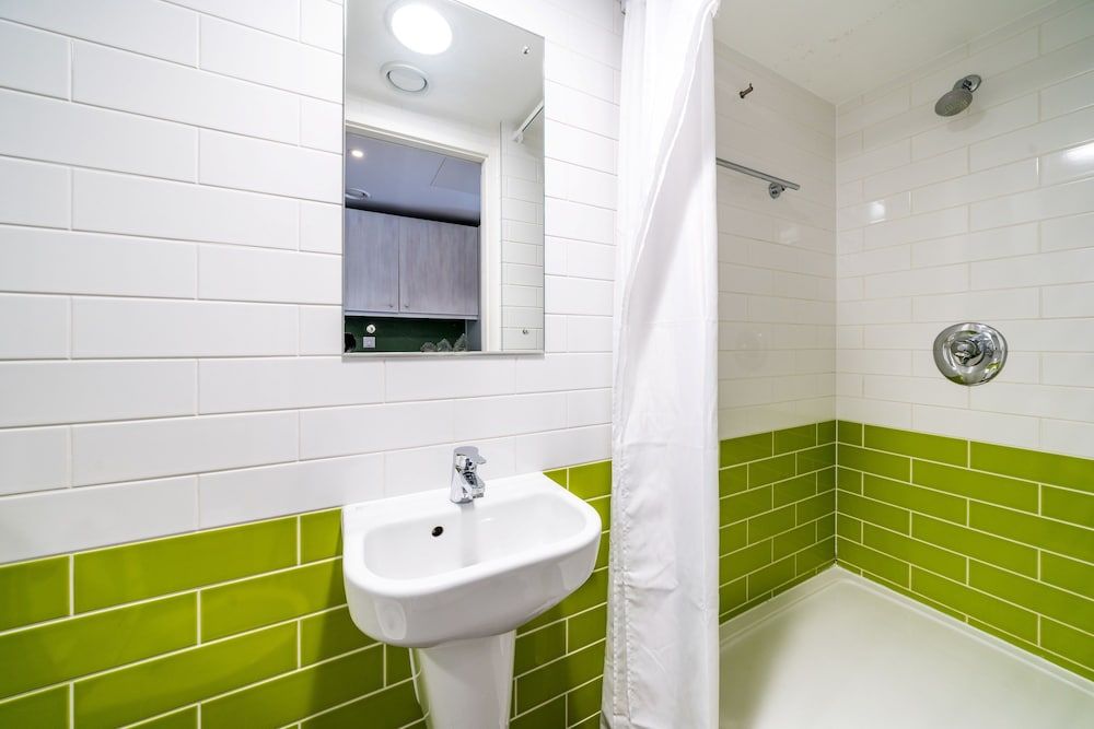 Hashtag Aldgate Campus Accommodation Standard Double Room, 1 Double Bed 8