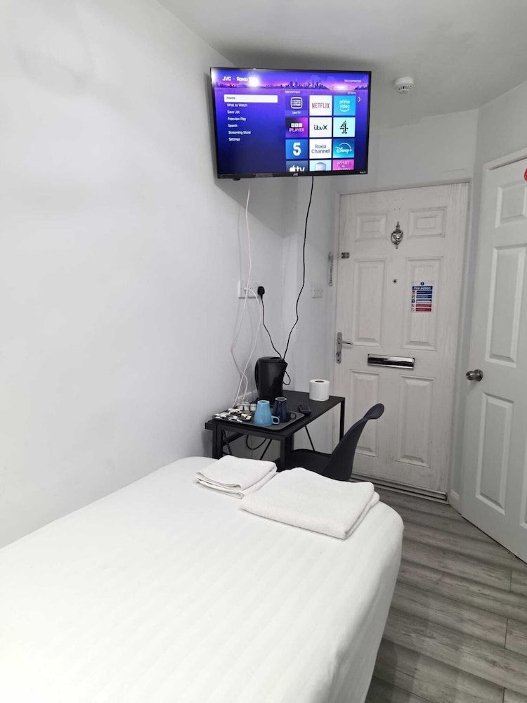 undefined Golders Park Hotel 7