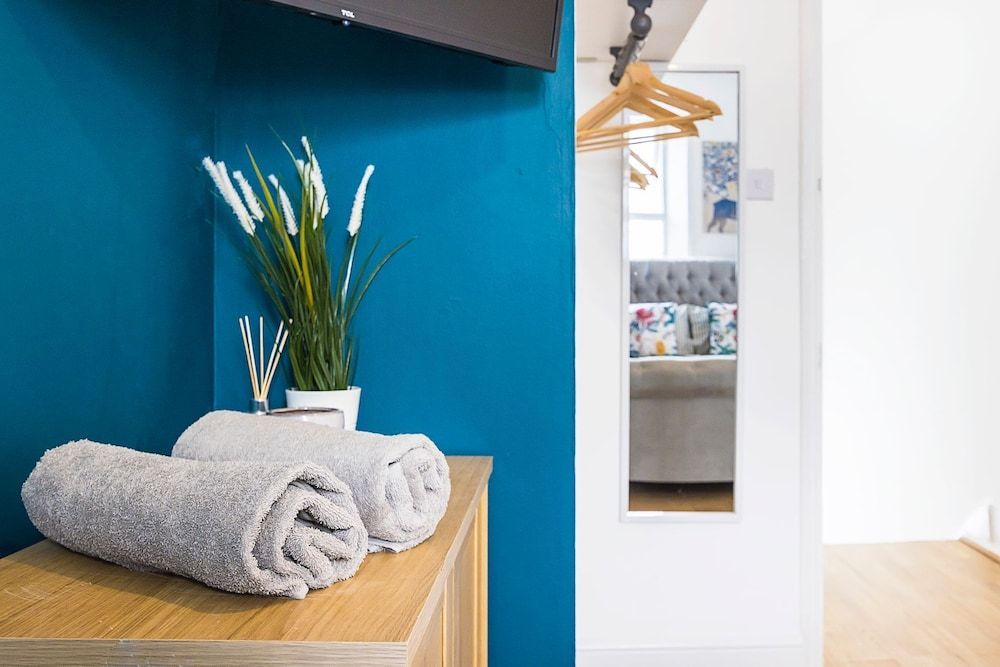 undefined Pimlico Hub 8