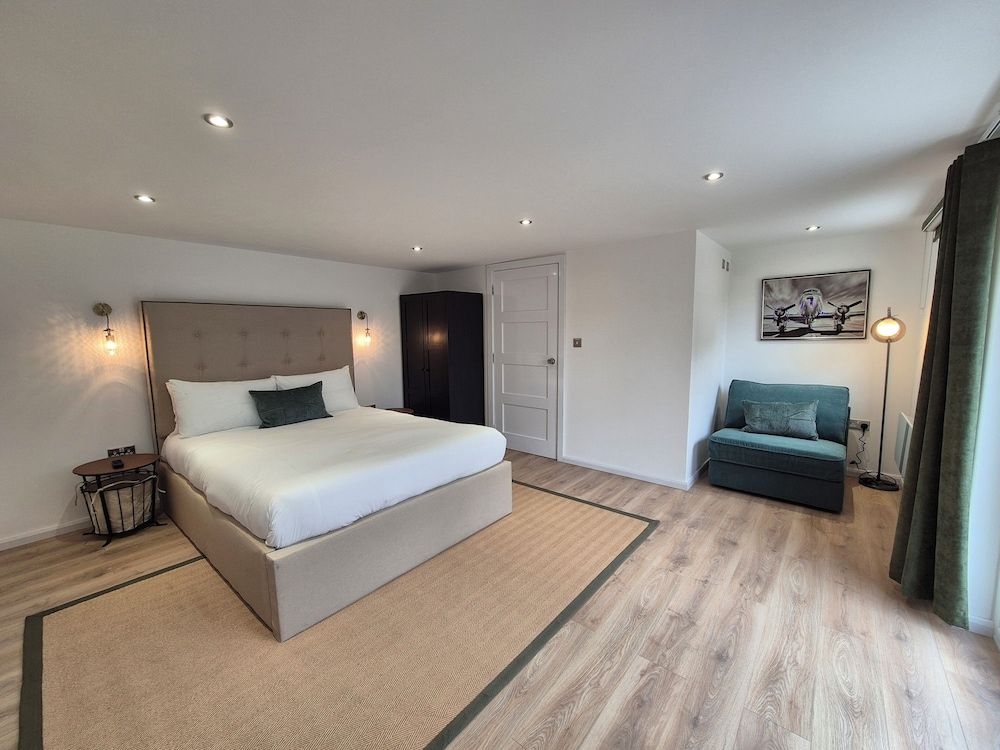 Executive Room
