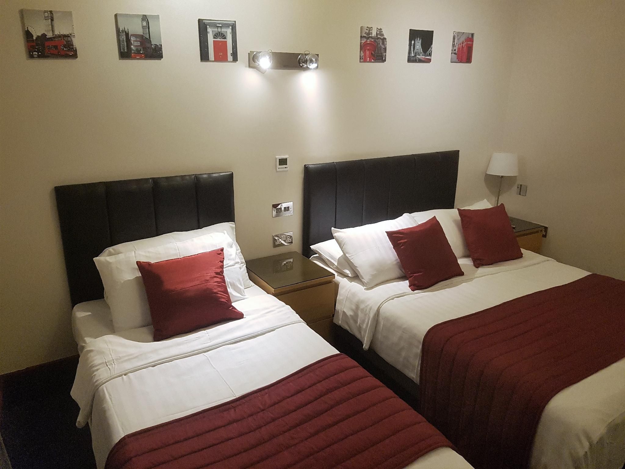 undefined Adria Hotel 8