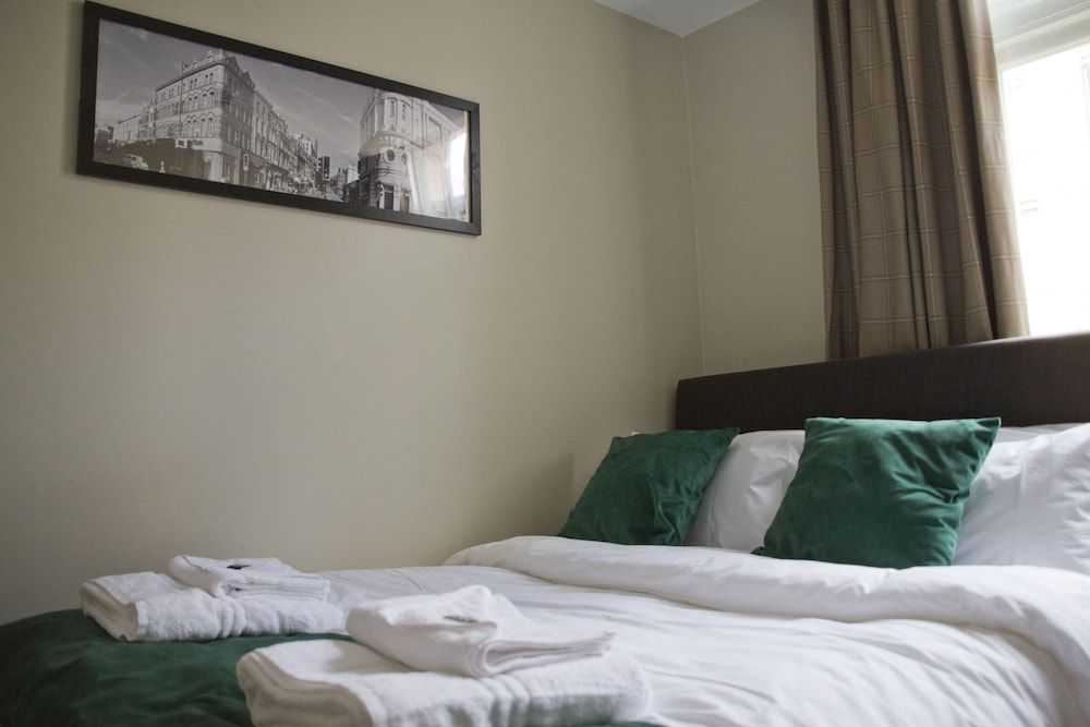 Keystone House Standard double room 2