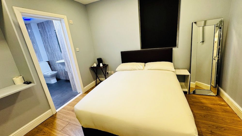 Private Boutique Apartments London Standard Double Room 26