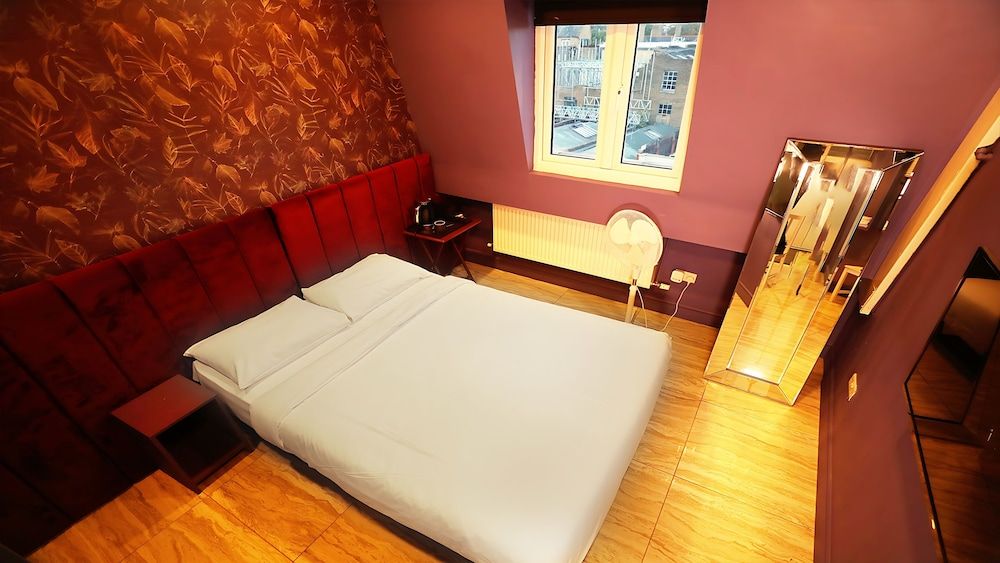 Private Boutique Apartments London Standard Double Room 18