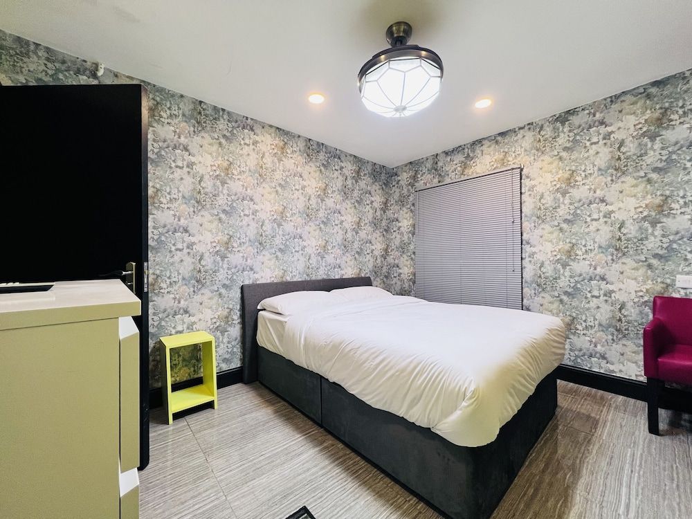 Private Boutique Apartments London Standard Double Room 3