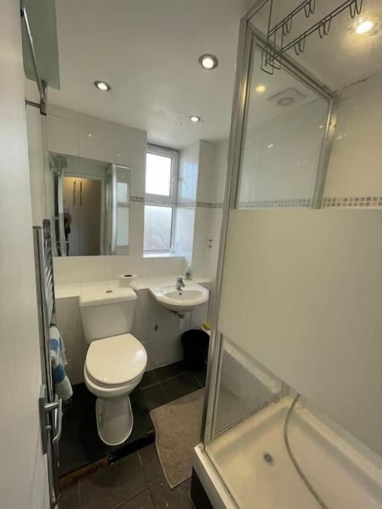 undefined Spacious rooms in Foresthill 6