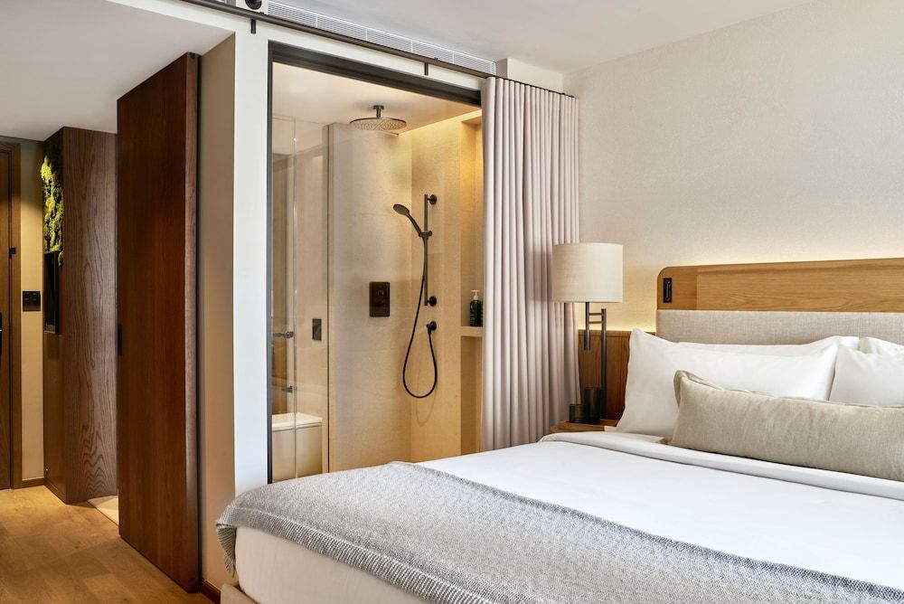 1 Hotel Mayfair Room, 1 King Bed (King) 2