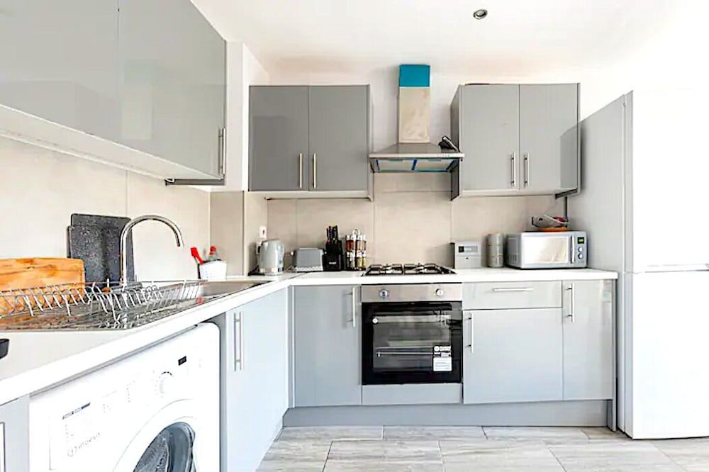 East London Short Let's Deluxe Single Room 13