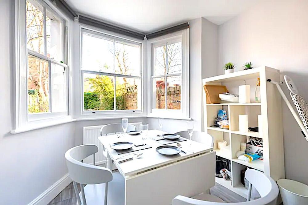 East London Short Let's Deluxe Single Room 14