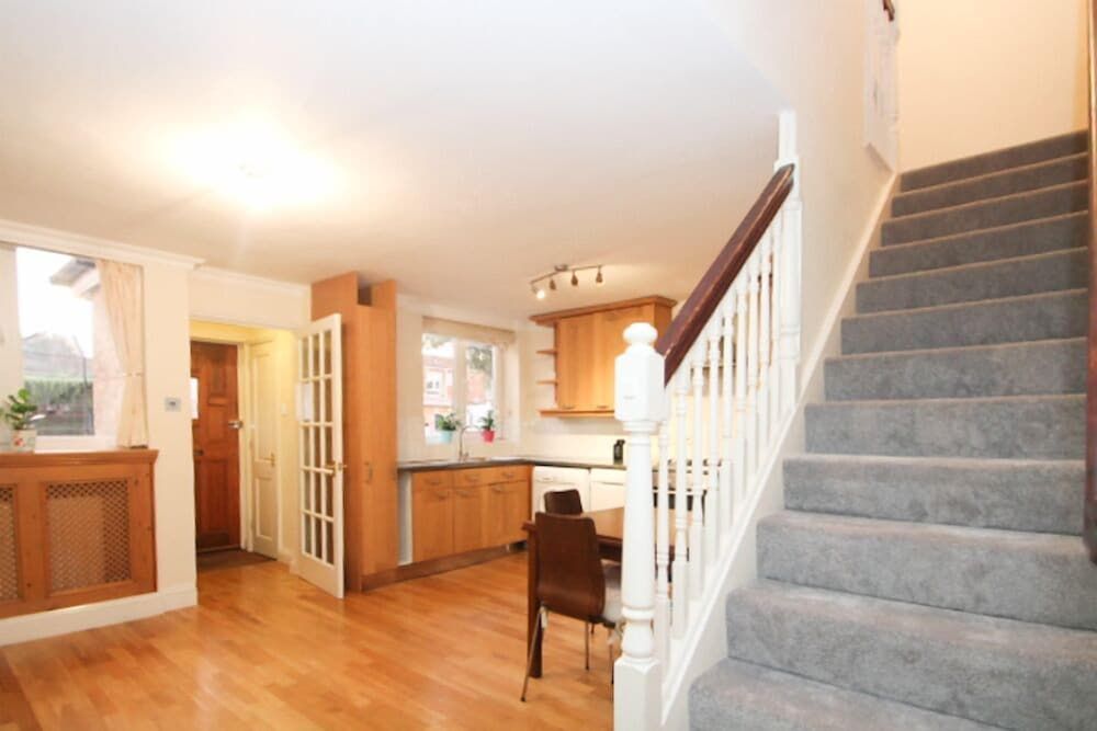 Dunston Comfort House, Multiple Beds, Non Smoking 4