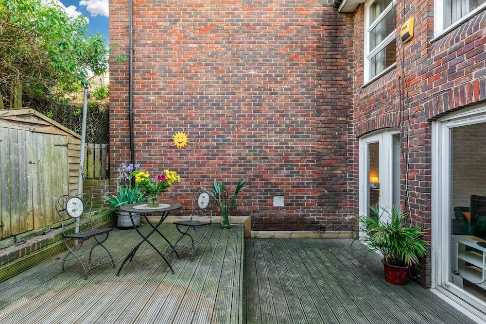 undefined Heath Road 3